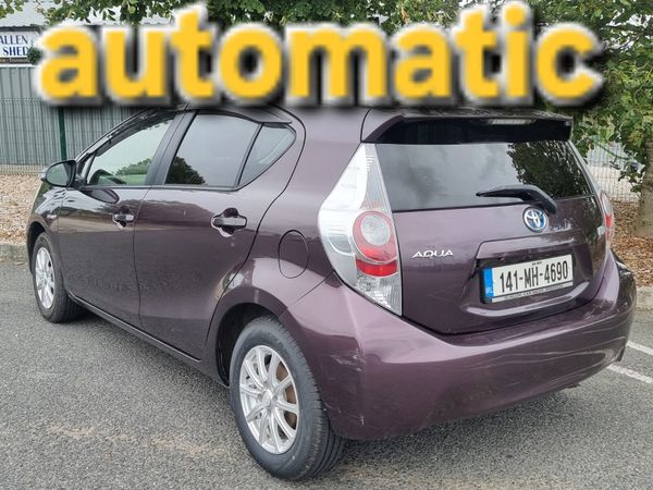 Toyota Aqua Hatchback, Petrol Hybrid, 2014, Purple