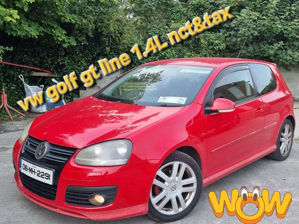 Volkswagen Golf Hatchback, Petrol, 2008, Red