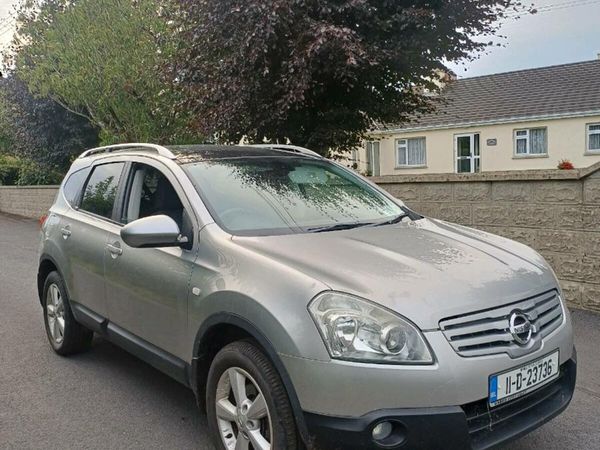 Nissan Qashqai+2 SUV, Petrol, 2011, Silver