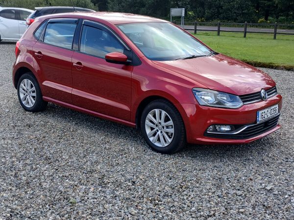 Volkswagen Polo Hatchback, Petrol, 2016, Red