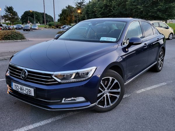 Volkswagen Passat Saloon, Diesel, 2019, Blue