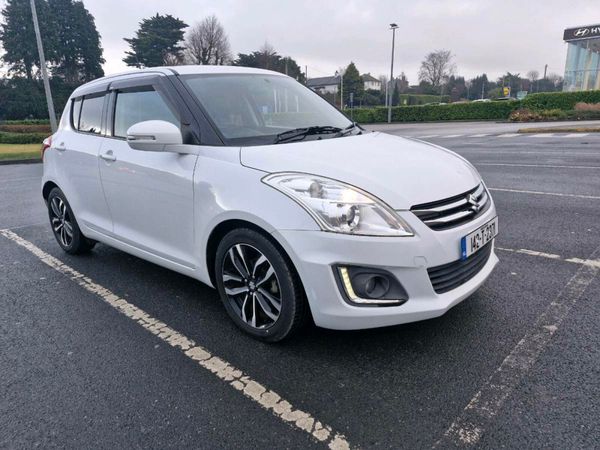 Suzuki Swift Hatchback, Petrol, 2014, White