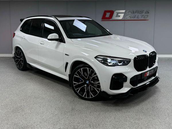 BMW X5 SUV, Petrol Hybrid, 2021, White