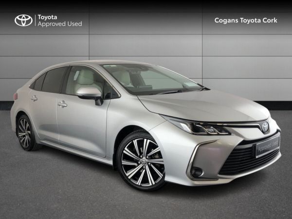 Toyota Corolla Saloon, Petrol Hybrid, 2022, Silver