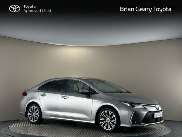Toyota Corolla Saloon, Petrol Hybrid, 2020, Grey