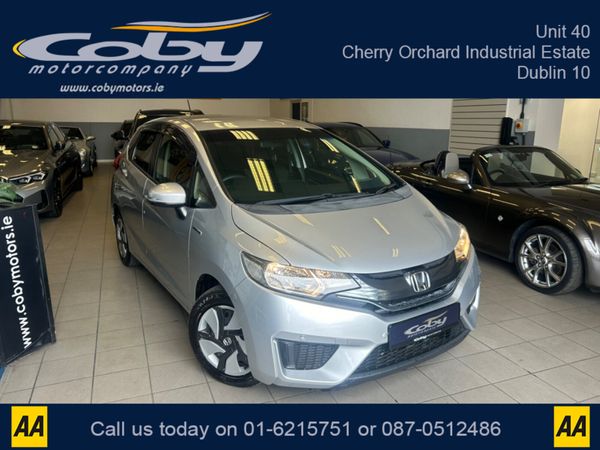 Honda Fit Hatchback, Petrol Hybrid, 2015, Silver