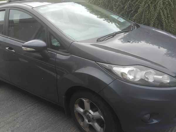 Ford Fiesta Hatchback, Petrol, 2011, Blue