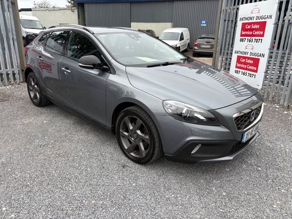 Volvo V40 Hatchback, Diesel, 2015, Grey