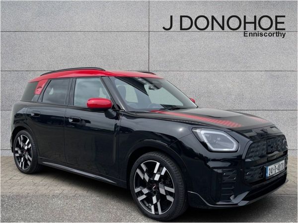 Mini Countryman SUV, Electric, 2024, Black