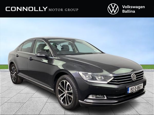 Volkswagen Passat Saloon, Diesel, 2019, Grey