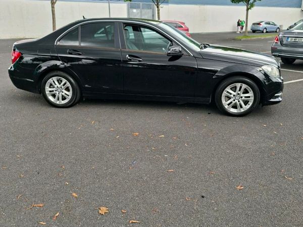 Mercedes-Benz C-Class Saloon, Diesel, 2013, Black