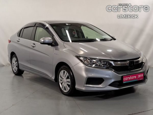 Honda Grace Saloon, Petrol Hybrid, 2019, 