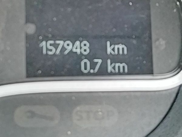 Renault Fluence Saloon, Diesel, 2011, Gold