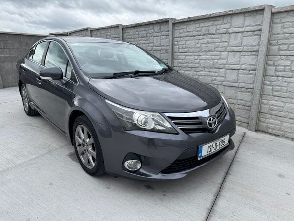 Toyota Avensis Saloon, Diesel, 2013, Grey