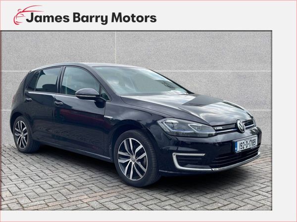 Volkswagen Golf Estate, Electric, 2019, Black