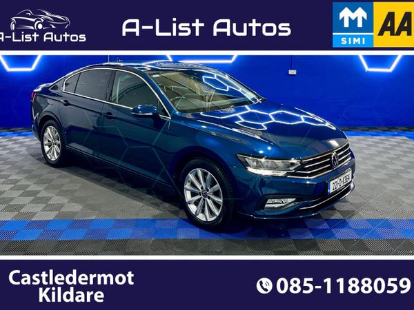 Volkswagen Passat Saloon, Diesel, 2022, Blue