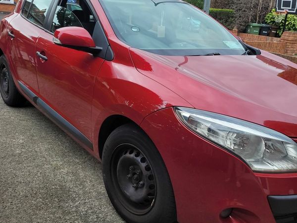 Renault Megane Hatchback, Diesel, 2012, Red