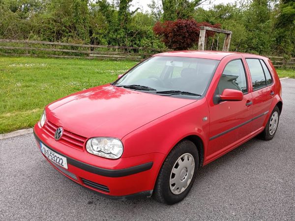 Volkswagen Golf Hatchback, Petrol, 2001, Red