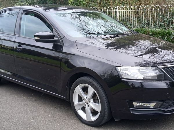 Skoda Octavia Saloon, Petrol, 2019, Black