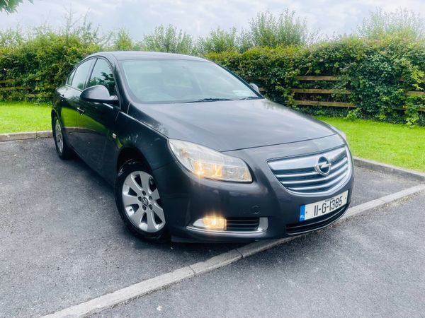 Opel Insignia Saloon, Diesel, 2011, Grey