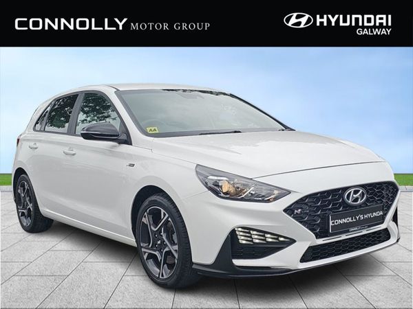 Hyundai i30 Hatchback, Petrol, 2023, White