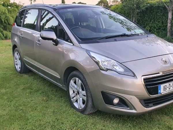 Peugeot 5008 MPV, Diesel, 2016, Grey