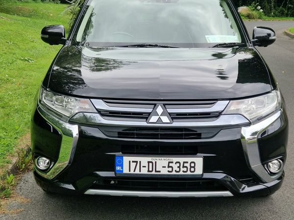 Mitsubishi Outlander SUV, Petrol Plug-in Hybrid, 2017, Black