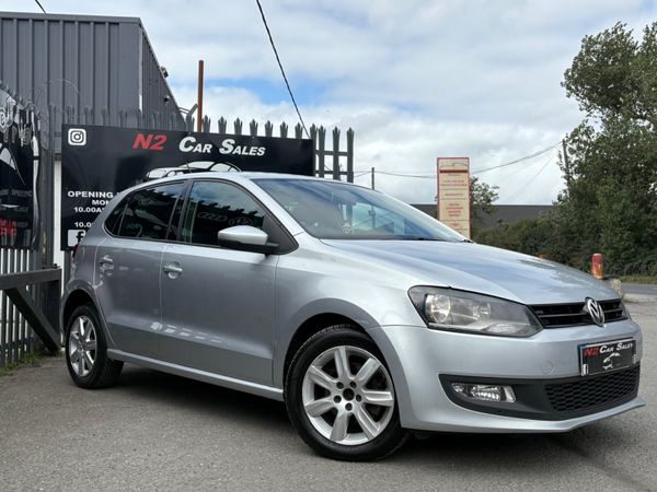 Volkswagen Polo Hatchback, Petrol, 2013, Silver