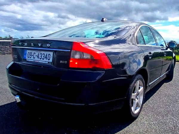 Volvo 80 Series Saloon, Diesel, 2009, Black