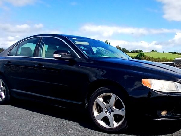 Volvo 80 Series Saloon, Diesel, 2009, Black