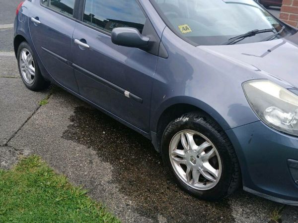 Renault Clio Hatchback, Petrol, 2006, Blue