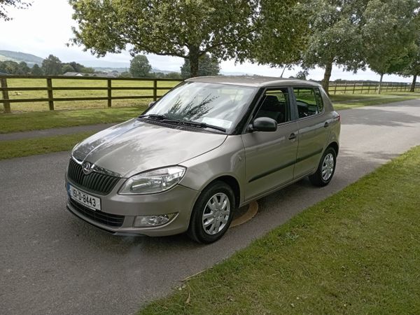 Skoda Fabia Hatchback, Petrol, 2015, Beige