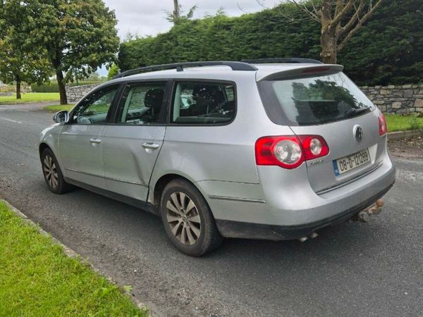 Volkswagen Passat Estate, Diesel, 2008, Silver