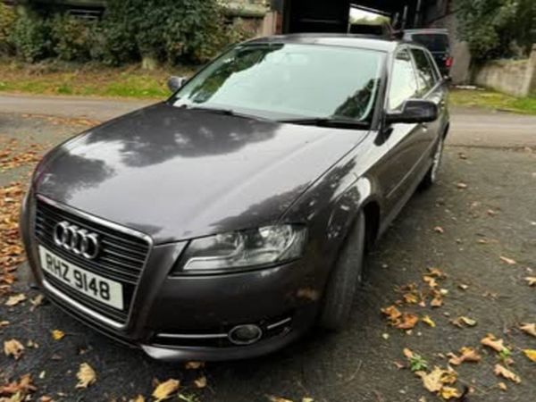 Audi A3 Hatchback, Diesel, 2013, Grey