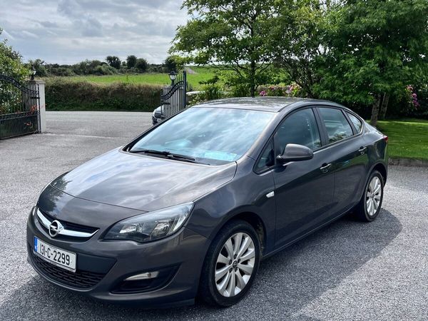Opel Astra Saloon, Petrol, 2013, Grey