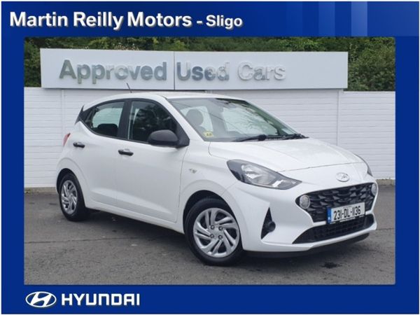 Hyundai i10 Hatchback, Petrol, 2023, White