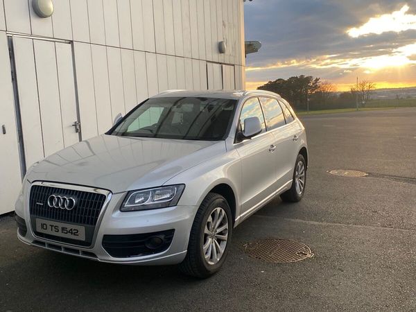 Audi Q5 SUV, Diesel, 2010, Silver