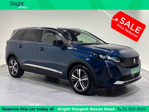 Peugeot 5008 MPV, Petrol Hybrid, 2024, Blue