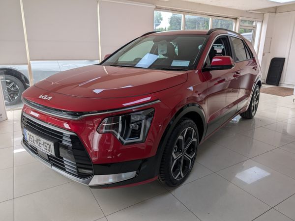 Kia Niro SUV, Petrol Plug-in Hybrid, 2025, Red