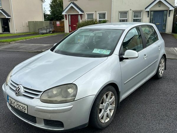 Volkswagen Golf Hatchback, Petrol, 2004, Silver