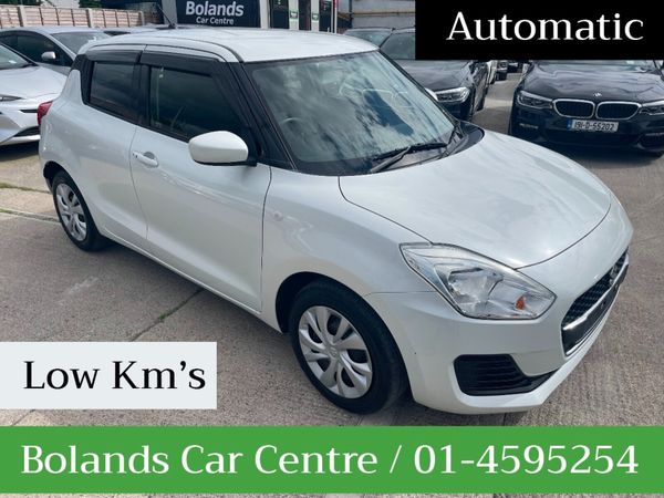 Suzuki Swift Hatchback, Petrol, 2019, White