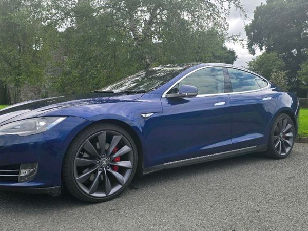 Tesla Model S Hatchback, Electric, 2016, Blue