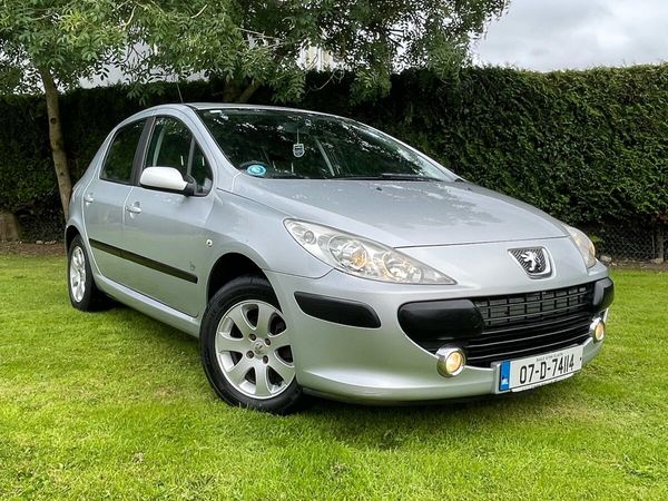 Peugeot 307 Hatchback, Petrol, 2007, Grey