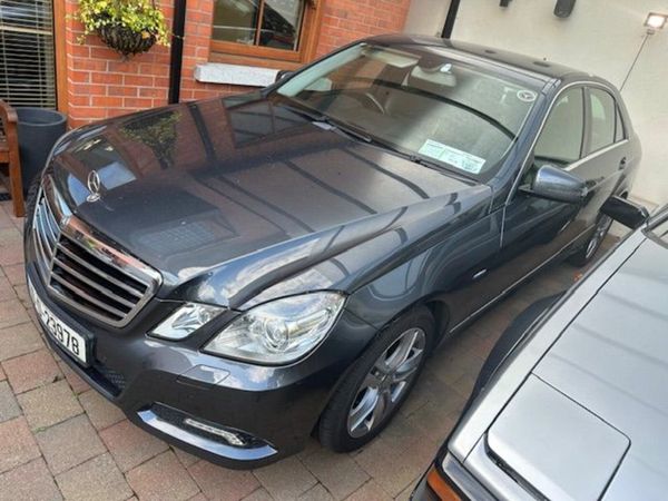 Mercedes-Benz E-Class Saloon, Diesel, 2010, Grey