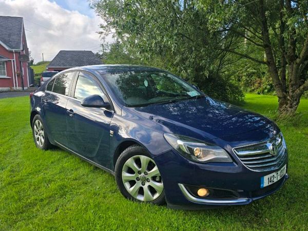 Vauxhall Insignia Hatchback, Diesel, 2014, Blue