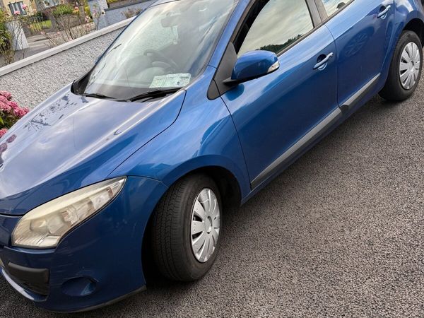 Renault Megane Hatchback, Diesel, 2010, Blue