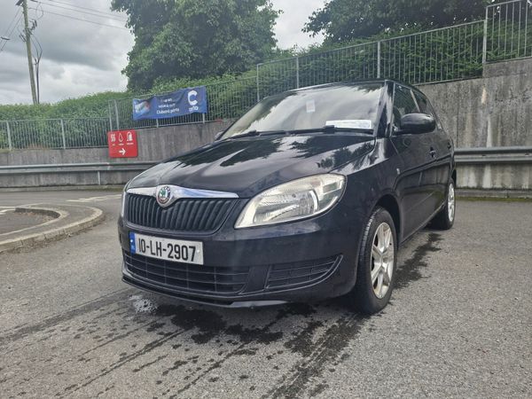Skoda Fabia Hatchback, Diesel, 2010, Black
