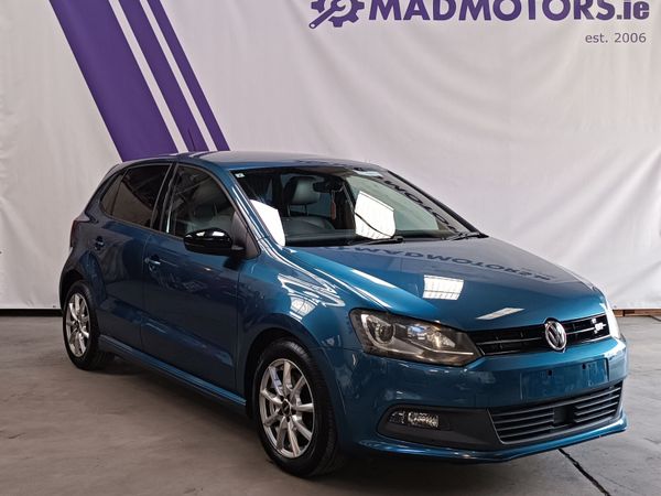 Volkswagen Polo Hatchback, Petrol, 2015, Blue