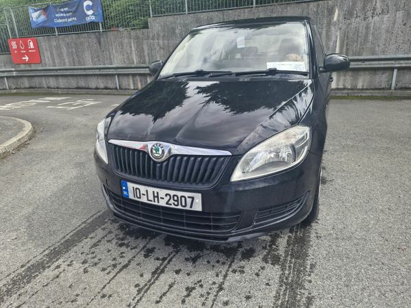Skoda Fabia Hatchback, Diesel, 2010, Black
