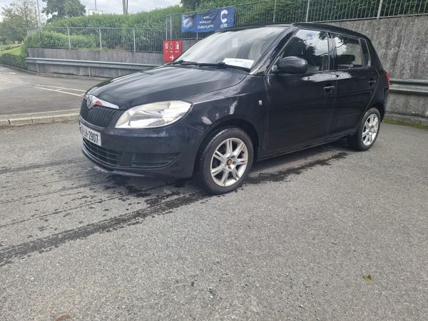 Skoda Fabia Hatchback, Diesel, 2010, Black